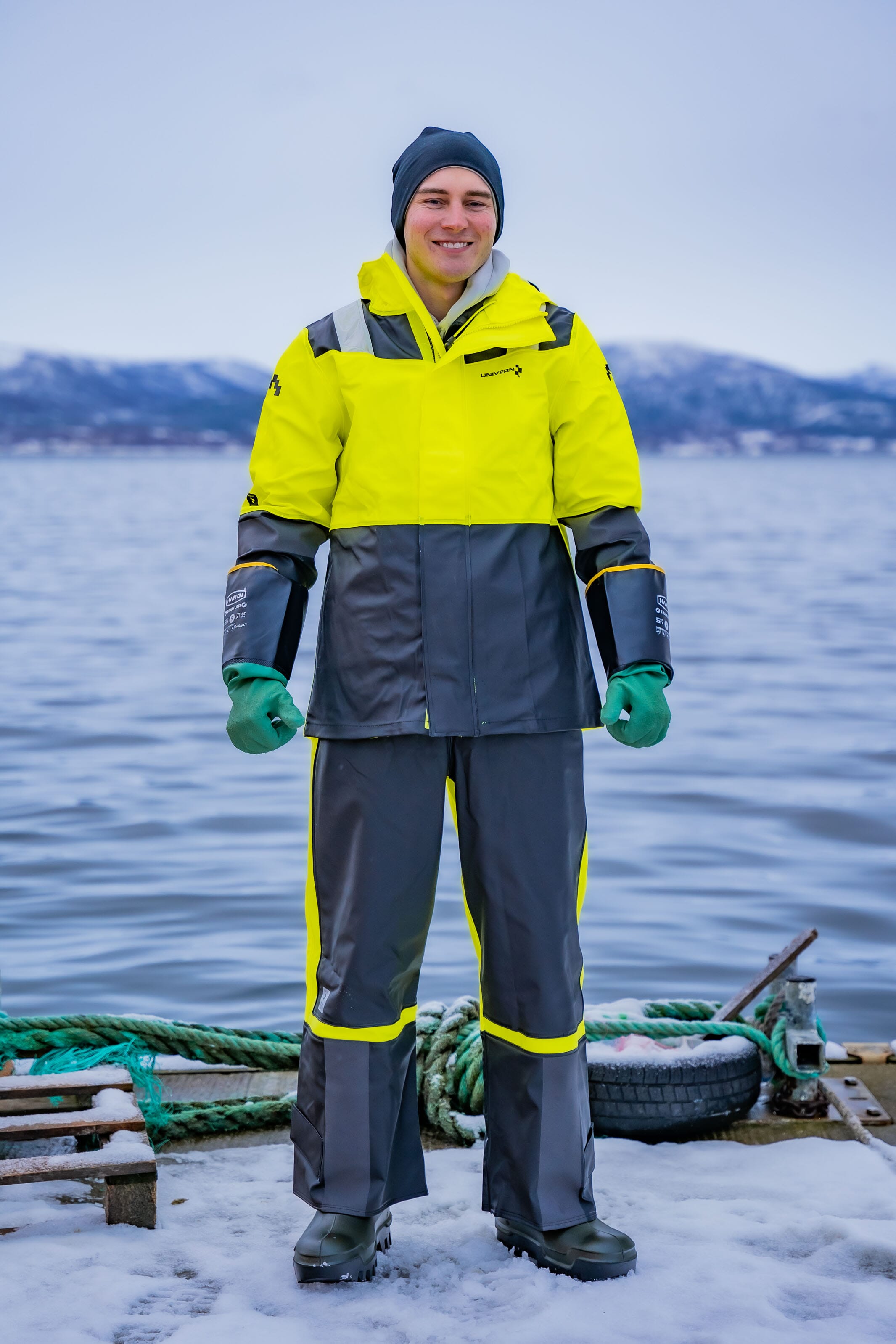 Fiskehansker og fiskeutstyr 15.jpg